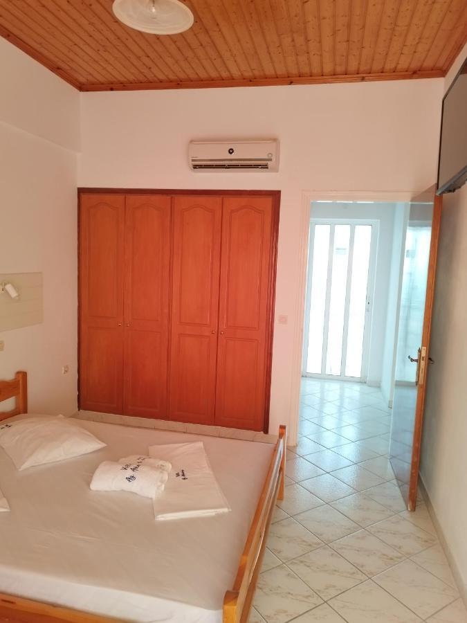 Villa Agia Aikaterini Amoudi Exterior foto
