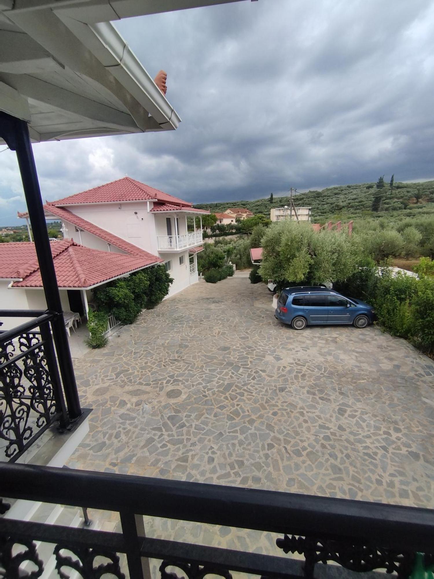 Villa Agia Aikaterini Amoudi Exterior foto